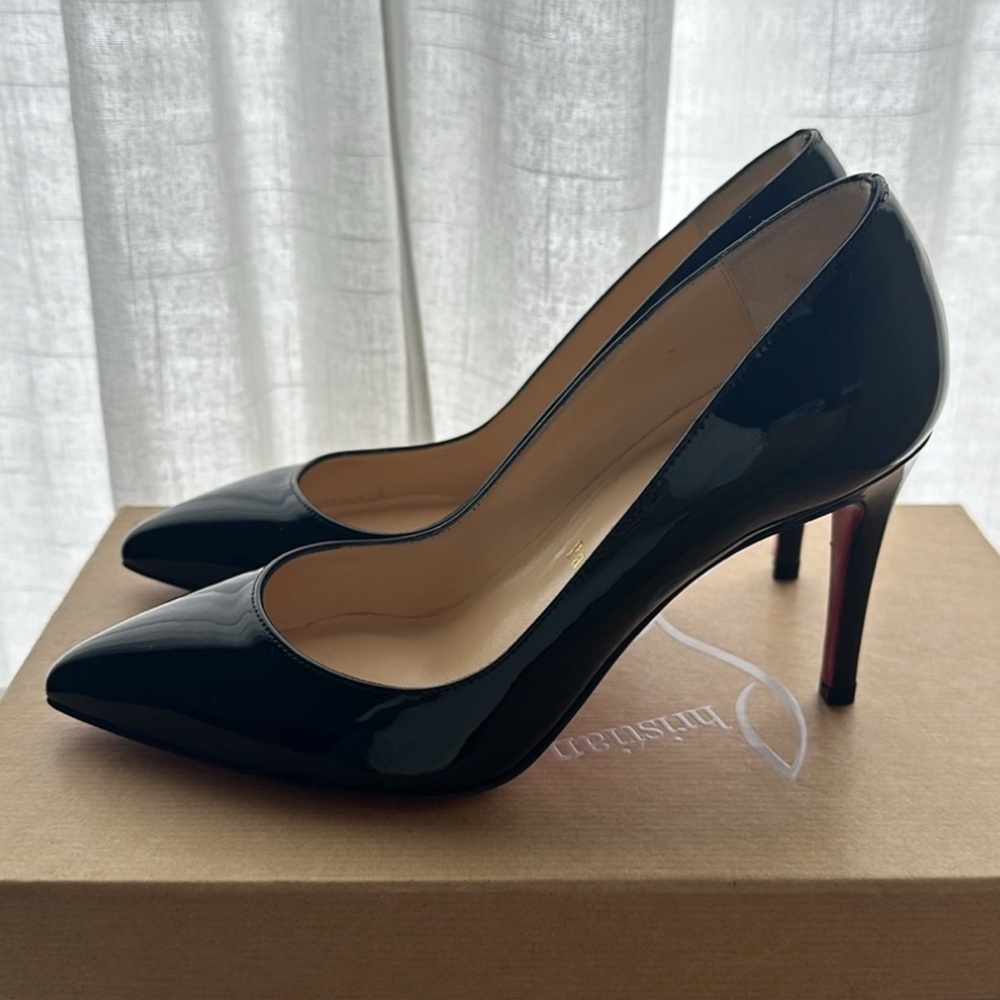 SIZE 34.5 NEW Christian Louboutin Pigalle 85 Patent
